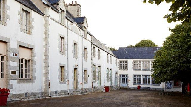 Ecole des filles huelgoat